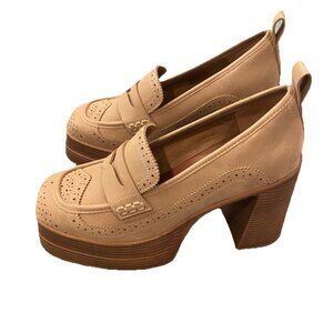MIA Tan platform Chunky heels size 8